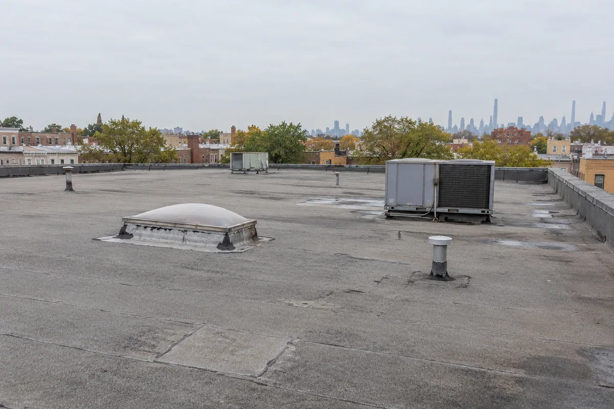 Manufacturers in Queens, NY | Commercial Roofing Contractors of Queens