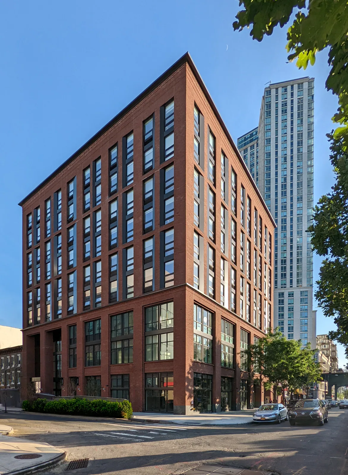 Property management companies in Queens, NY | Commercial Roofing Contractors of Queens